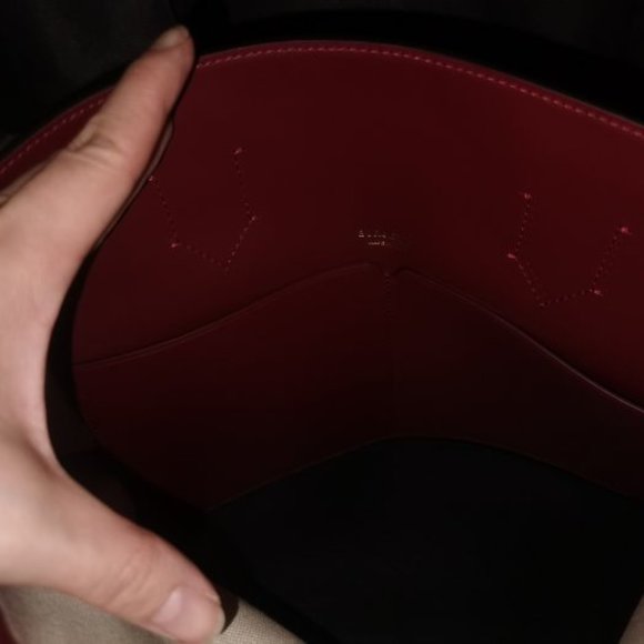 Burberry Large Logo Graphic Cotton Canvas Society Tote (Black) - Picture 10 of 10